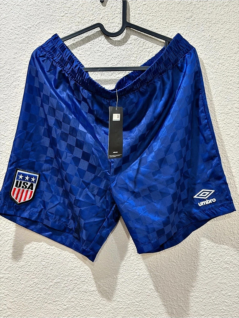 Umbro Checkerboard Soccer Shorts Men's Blue Medium NWT